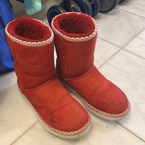COPY - Ugh classic short boots